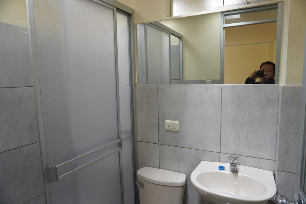 Residencial Mamamia Hotel Tacna Buitenkant foto