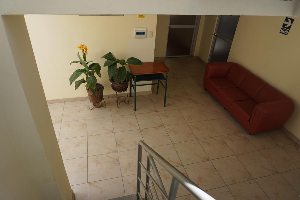 Residencial Mamamia Hotel Tacna Buitenkant foto