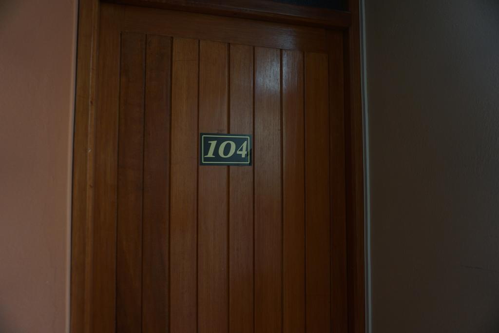 Residencial Mamamia Hotel Tacna Buitenkant foto