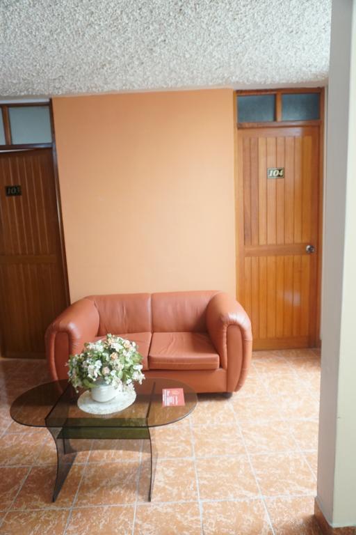 Residencial Mamamia Hotel Tacna Buitenkant foto