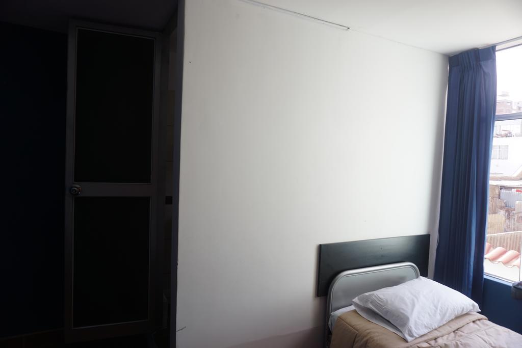 Residencial Mamamia Hotel Tacna Buitenkant foto