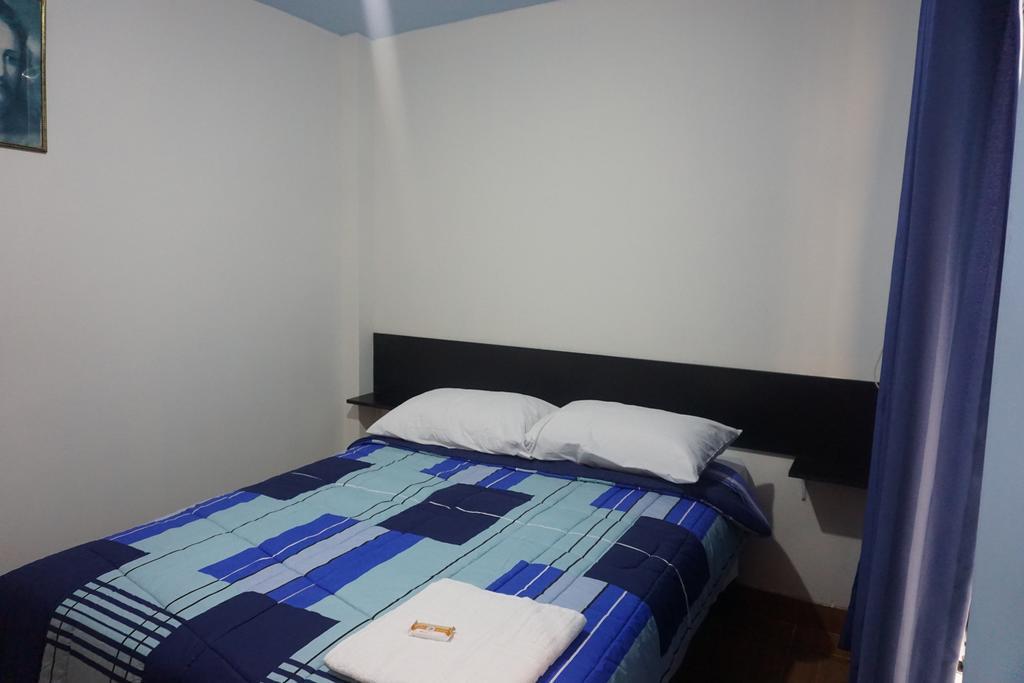 Residencial Mamamia Hotel Tacna Buitenkant foto