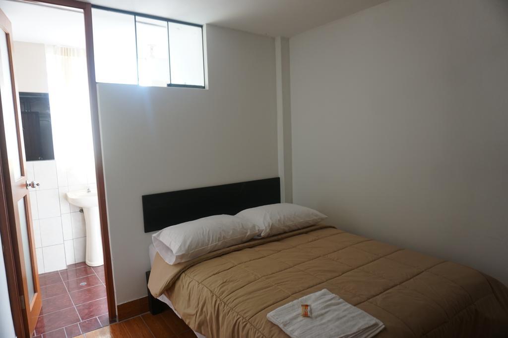 Residencial Mamamia Hotel Tacna Buitenkant foto