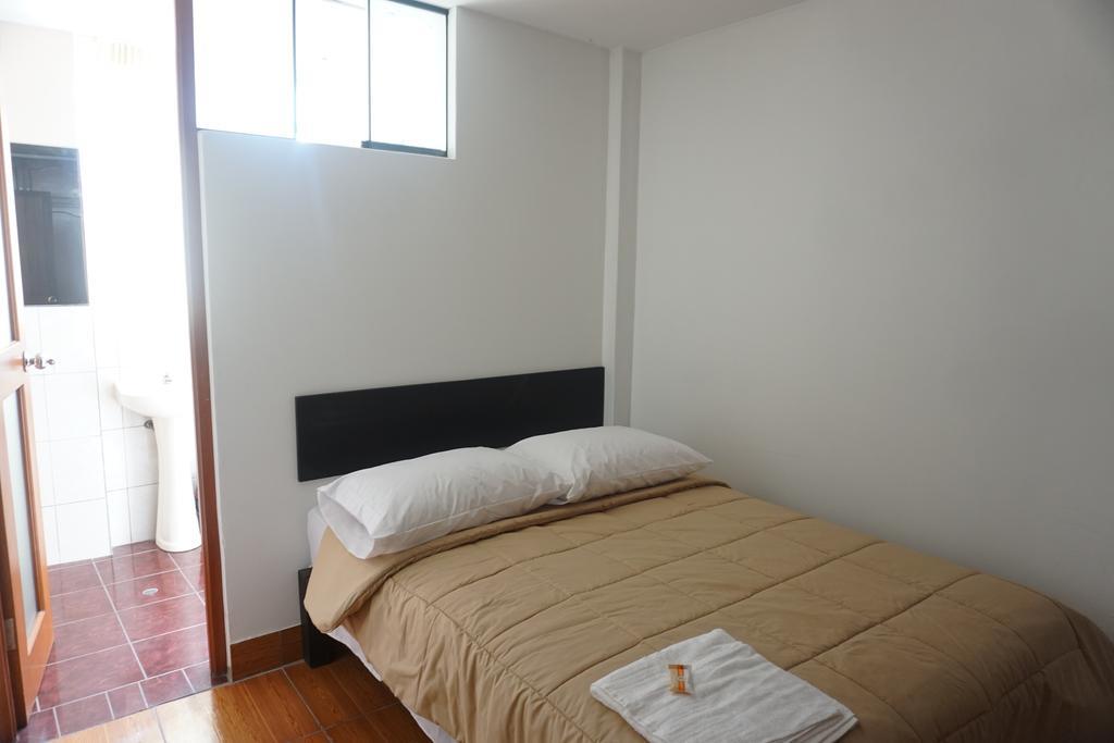 Residencial Mamamia Hotel Tacna Buitenkant foto