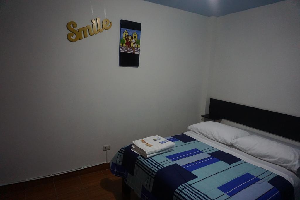 Residencial Mamamia Hotel Tacna Buitenkant foto